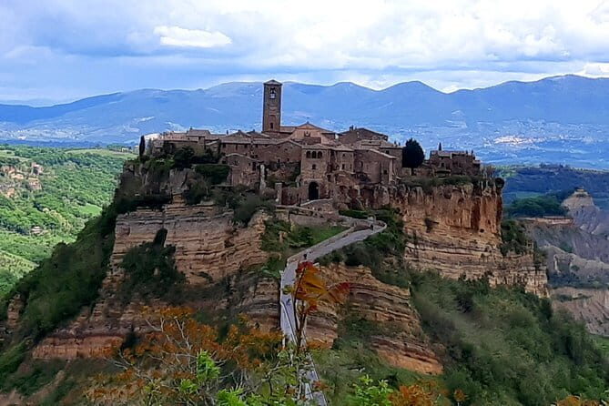 PRIVATE TRANSFER from Florence to Rome with stops in Orvieto & Civita Bagnoregio - An In-Depth Look at the Tour Experience