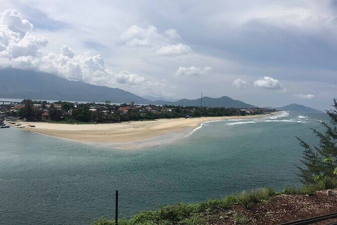 Private Transfer From Hue to Hoi An with Sightseeing - Who Will Appreciate This Experience?