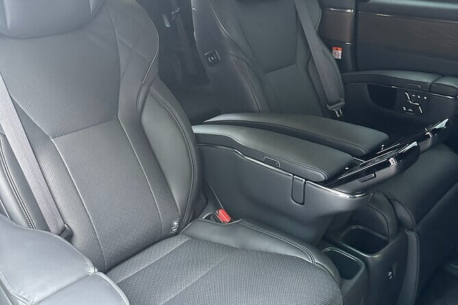 Private Transfer from Incheon Airport-ICN to Seoul - Meeting Point and Pickup