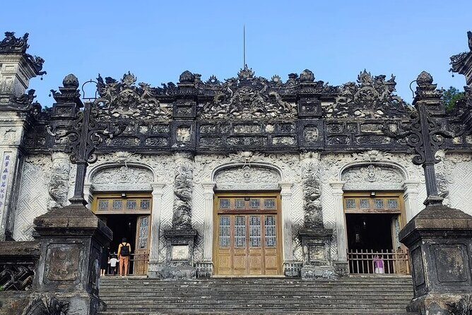 PRIVATE TRANSFER From InterContinental Hotel To Hue City with Sightseeing - Who Would Enjoy This Experience?