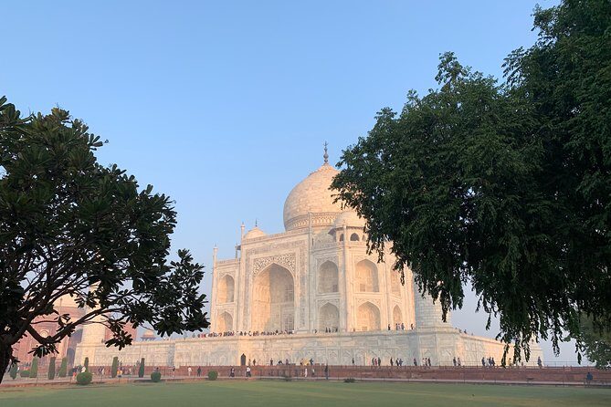 Private Transfer From Jaipur to Agra including Fatehpur Sikri - In-Depth Look at the Jaipur to Agra Transfer with Fatehpur Sikri
