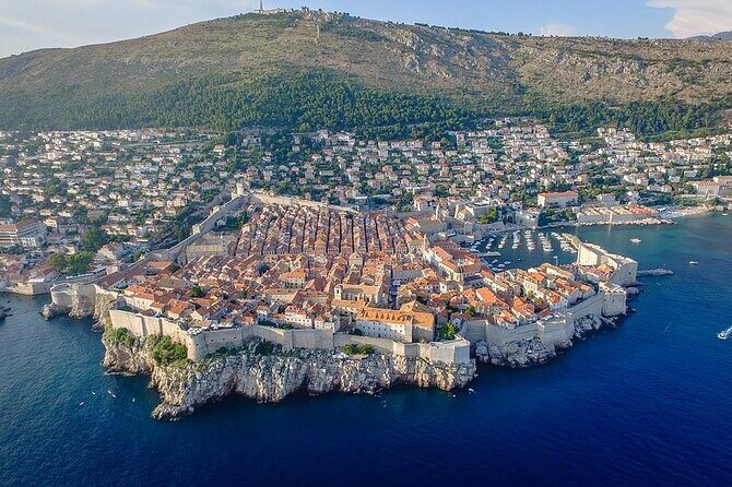 Private Transfer from Makarska to Dubrovnik with 2h Sightseeing, local driver - FAQs