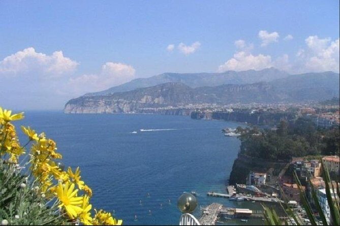 Private Transfer from Multiple Locations in Naples to Sorrento - The Reviewers’ Perspective: Authentic Insights