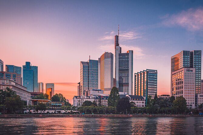 Private Transfer from Munich to Frankfurt with 4h of Sightseeing - Key Points