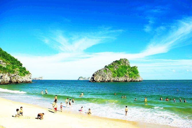 Private transfer from Ninh Binh to Halong or Halong to Ninh Binh - Who Will Love This Service?