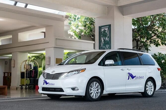 Private Transfer From or to Punta Cana Airport to hotels in Bávaro - Key Points