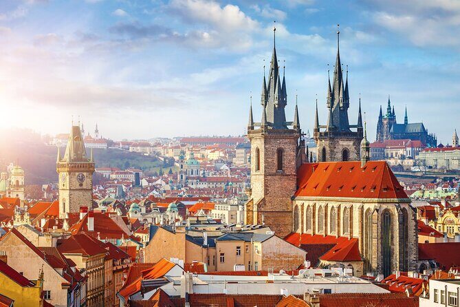 Private transfer from Passau to Prague, 2h Stop, Local driver - The Sum Up