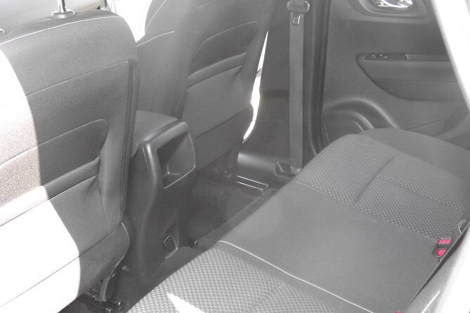 Private Transfer from Porto airport to Porto city, or Porto city to airport - Key Points