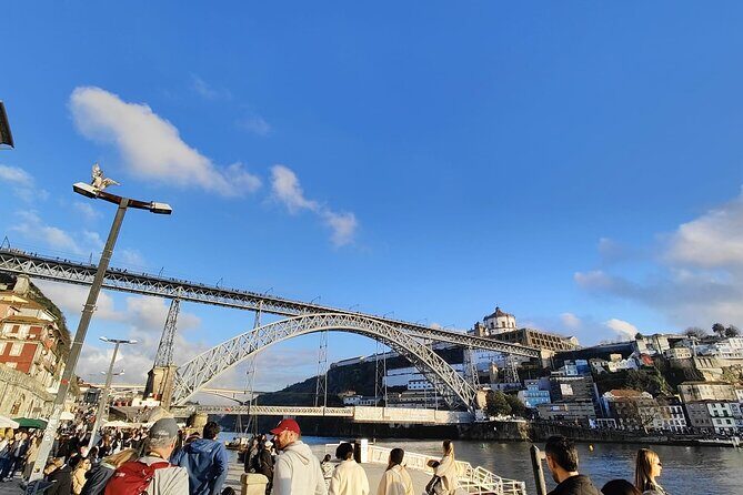 Private Transfer from Porto To Lisbon With Stops Along The Way - Key Points