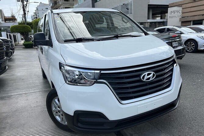 Private transfer from Puntacana airport to hotels-luxury services - What to Expect from Your Punta Cana Private Transfer