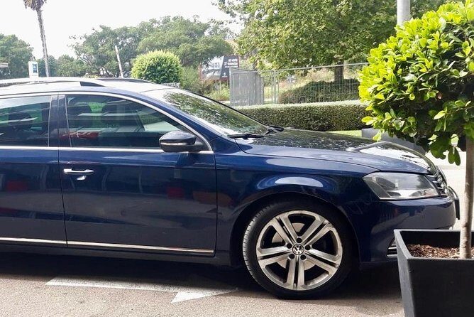 Private Transfer from Salou, PortAventura to Airport Barcelona - Key Points