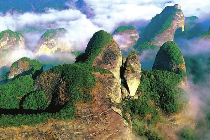Private Transfer from Sanjiang to Yangshuo/Guilin and stops Longji Rice Terraces - FAQs