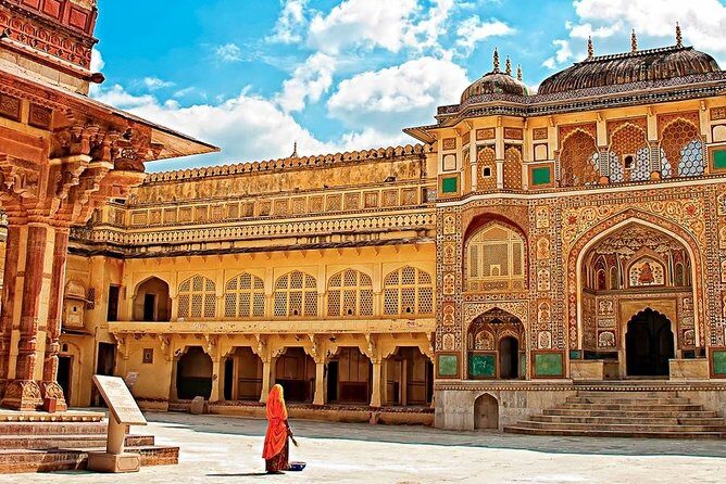 Private Transfer from Sardar Vallabhbhai Patel (AMD) Airport to Ahmedabad - Is This Transfer Right for You?
