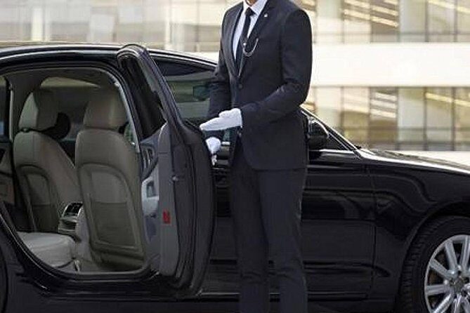 Private Transfer from Shanghai Hongqiao Airport to Shanghai City Center - Key Points