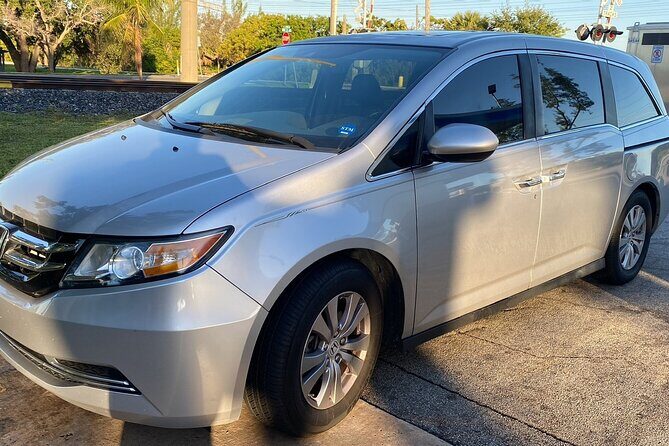 Private Transfer from Sydney City Hotel to Sydney Cruise Port - The Sum Up