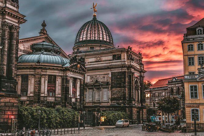 Private Transfer from Vienna to Berlin with 2 hours for sightseeing - Key Points