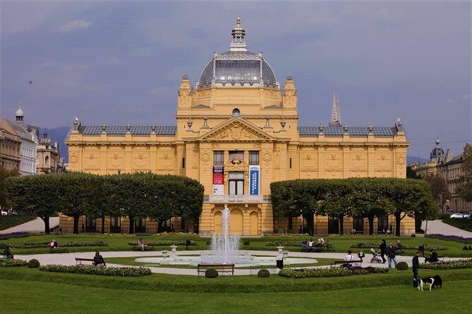 Private transfer from Zagreb to Budapest or Budapest to Zagreb - A Deep Dive into the Transfer Experience