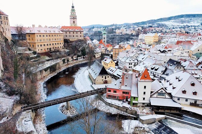 Private transfer in a Sanitized Car Prague to Vienna with 2h stop Cesky Krumlov - Why Choose This Private Transfer?