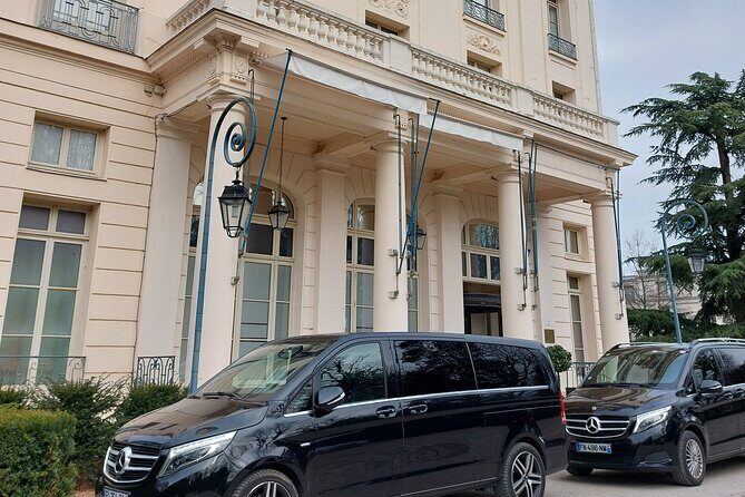 Private Transfer inside PARIS (Hotel / AirBnB / Train Station) - What the Service Offers: Comfort and Convenience