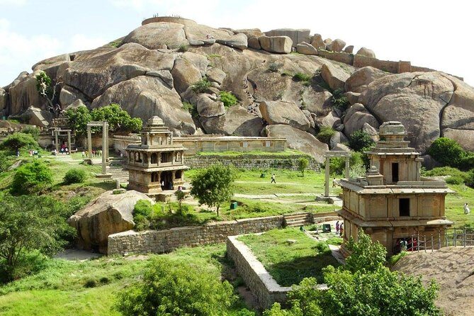 Private transfer - Jaipur to Udaipur via Chittorgarh Fort - An In-Depth Look at the Jaipur to Udaipur Private Transfer via Chittorgarh Fort