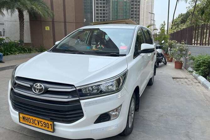 Private Transfer Mumbai Airport by Innova Crysta - Mumbai Airport Private Transfer by Innova Crysta: An Honest, In-Depth Review