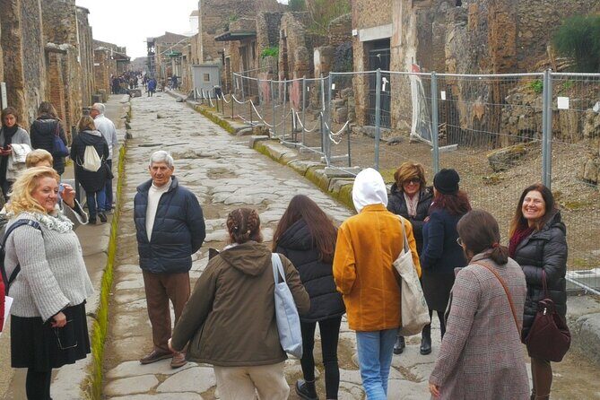 Private Transfer Naples Positano or Praiano or vice versa, Via Pompei or Cantina - The Itinerary: What to Expect