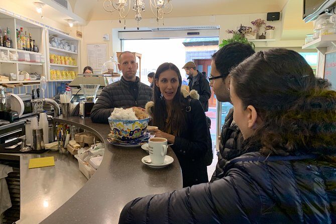Private Transfer Naples to Sorrento stop to Pompeii and Pizza - The Optional Pizza Stop: Local Flavors and Casual Dining
