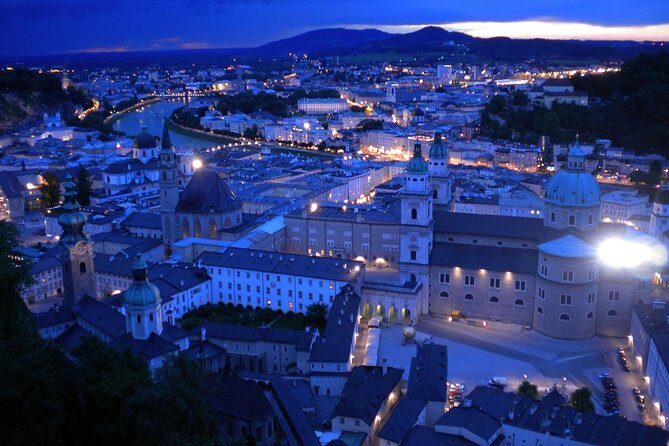 Private transfer: Nuremberg to Salzburg, 2h of Sightseeing stop - Authentic Insights from Reviewers