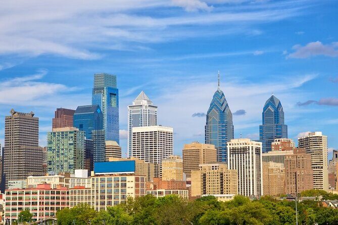 Private Transfer: Philadelphia to Philadelphia Airport PHL in in Business Car - An In-Depth Look at the Philadelphia Airport Transfer Service