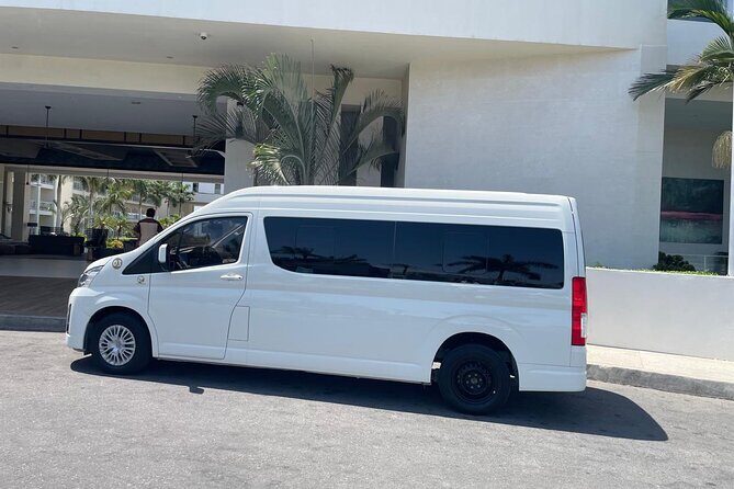 Private transfer SJD Airport to San Jose del Cabo Hotels One Way - What to Expect from Your Private Transfer