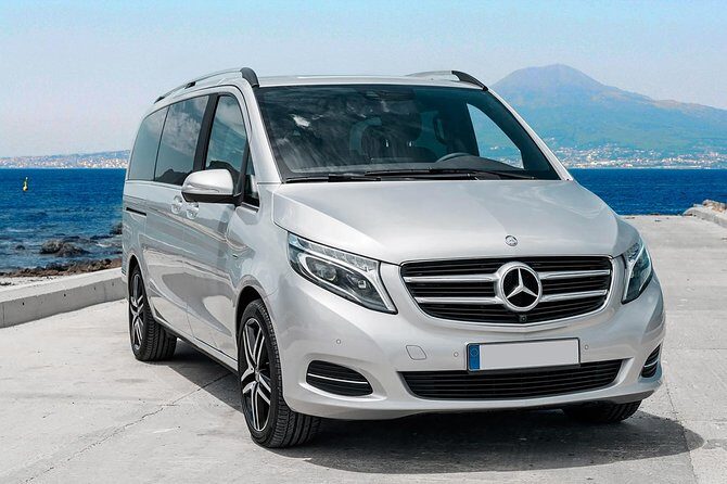 Private Transfer: Sorrento to Positano or Vice Versa - Vehicles and Accessibility