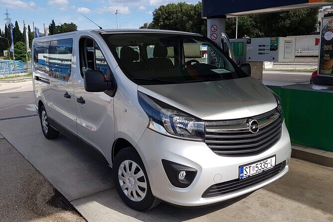 Private transfer Split airport to Split (any location) up to 8 passengers - An In-Depth Look at This Transfer Service