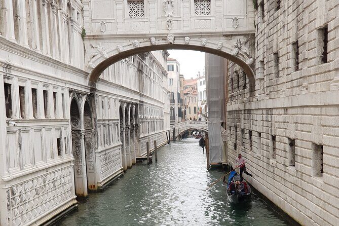 Private Transfer to/from Venice Airport or Piazzale Roma from/to Venice Centre - Key Points