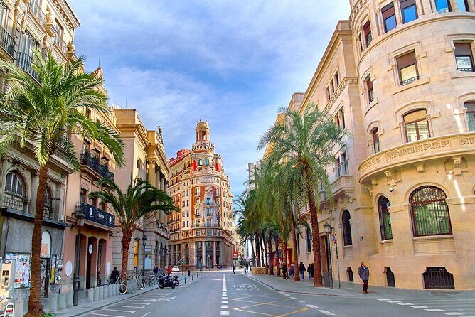 Private Transfer: Valencia Airport VLC to Valencia in Luxury Van - The Sum Up