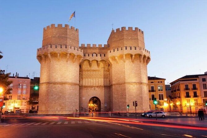 Private Transfer: Valencia Airport VLC to Valencia in Luxury Van - FAQ