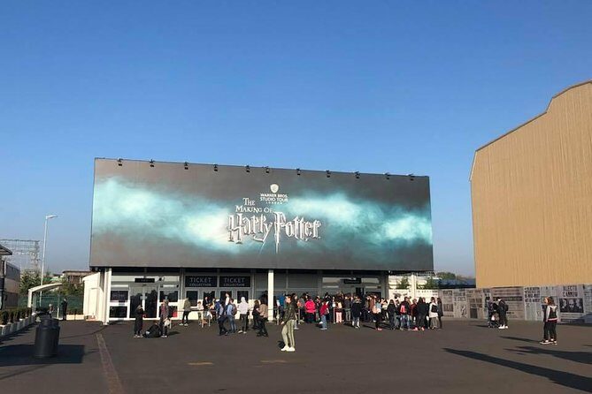 Private Transfers between London & Harry Potter Warner Studio - What to Expect on Your Day