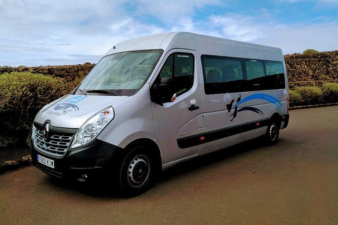 Private transfers from Lanzarote airport (ACE) to Playa Banca - In-Depth Review of the Lanzarote Airport to Playa Blanca Transfer