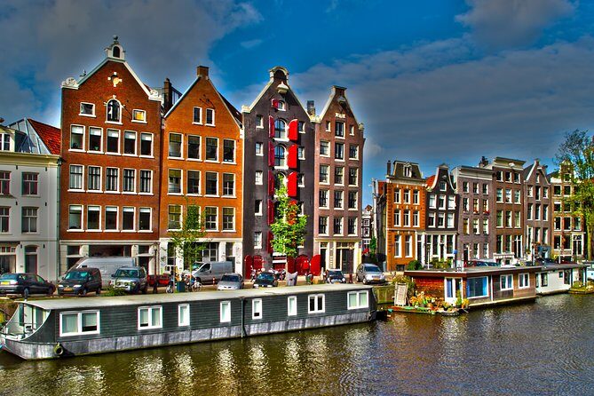 Private transfers from or to Amsterdam Schiphol airport. (AMS) - An In-Depth Look at the Service