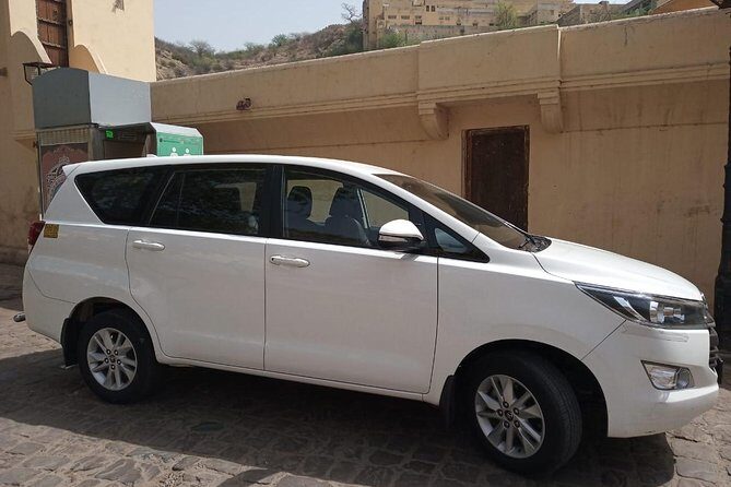 Private Transfers New Delhi To Agra Drop - A Detailed Look at the Private Transfer Experience