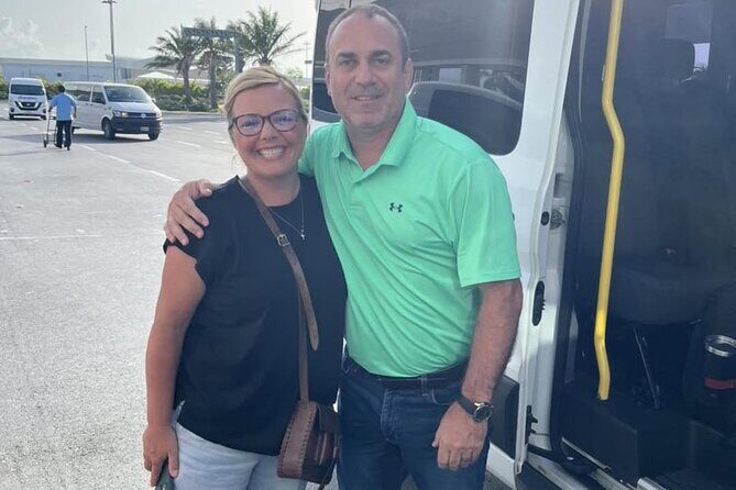 Private Transfers To Cancun Int'l Airport, from Playa Del Carmen - Who Is This Transfer Best For?