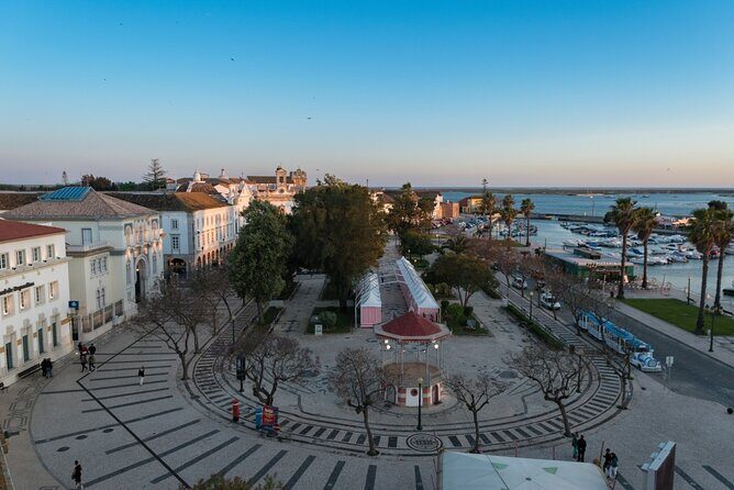 Private Transport Lisbon-Seville with 2 Stops on the Way - The Value of the Experience