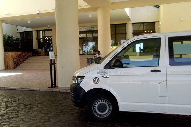 Private transportation from CUN Airport to Playa del Carmen - Key Points