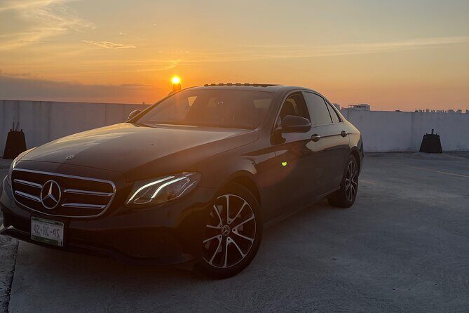 Private Transportation from Zona Hotelera CUN To Cancun Airport - The Journey: From Cancun’s Hotel Zone to the Airport