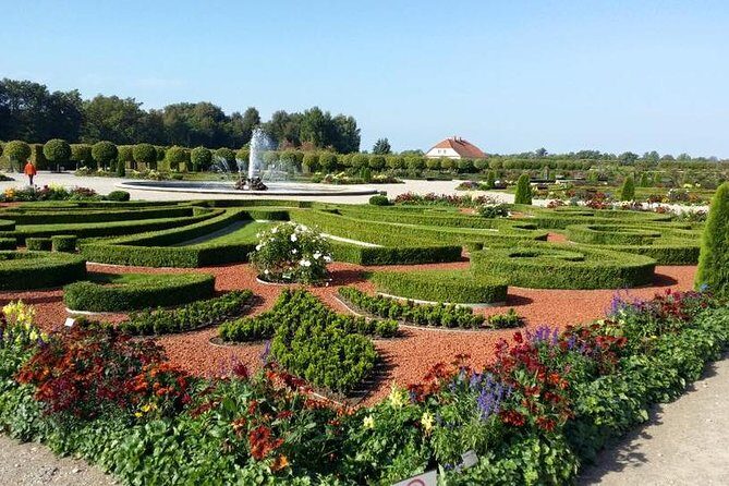 Private Trip from Vilnius to Riga: Hill of Crosses, Rundale Palace, Bauska castl - Authentic Insights from Reviews and What They Tell Us