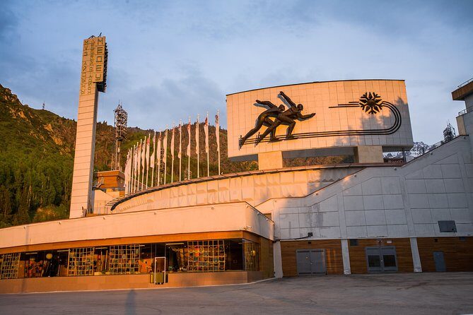Private Trip to Medeu Ice Skating Rink and Shymbulak Ski Resort - Who Should Consider This Tour?