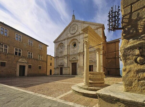 Private: Tuscany Day Tour from Rome with Optional Wine Tasting - Discovering the Charm of Tuscany on a Private Day Tour from Rome