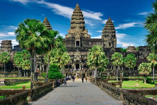 Private Two Days Siem Reap Temples Discovery Guided Tour - Key Points
