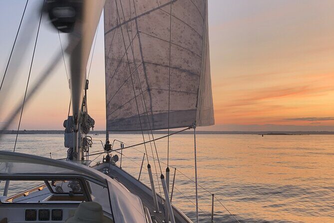 Private Two Hour Sail on the Saco River - An Overview of the Experience