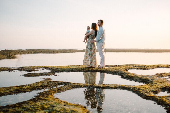 Private Vacation Photography Session with Local Photographer in Bali - The Authentic Experience in Action