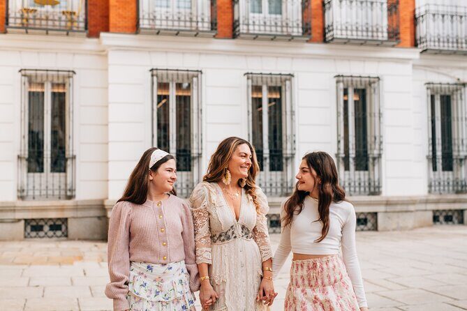 Private Vacation Photography Session with Photographer in Madrid - The Sum Up